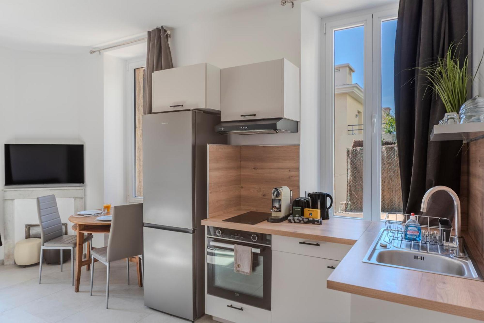 Frgk - 3 Bedrooms Historic Center Apartment Cannes