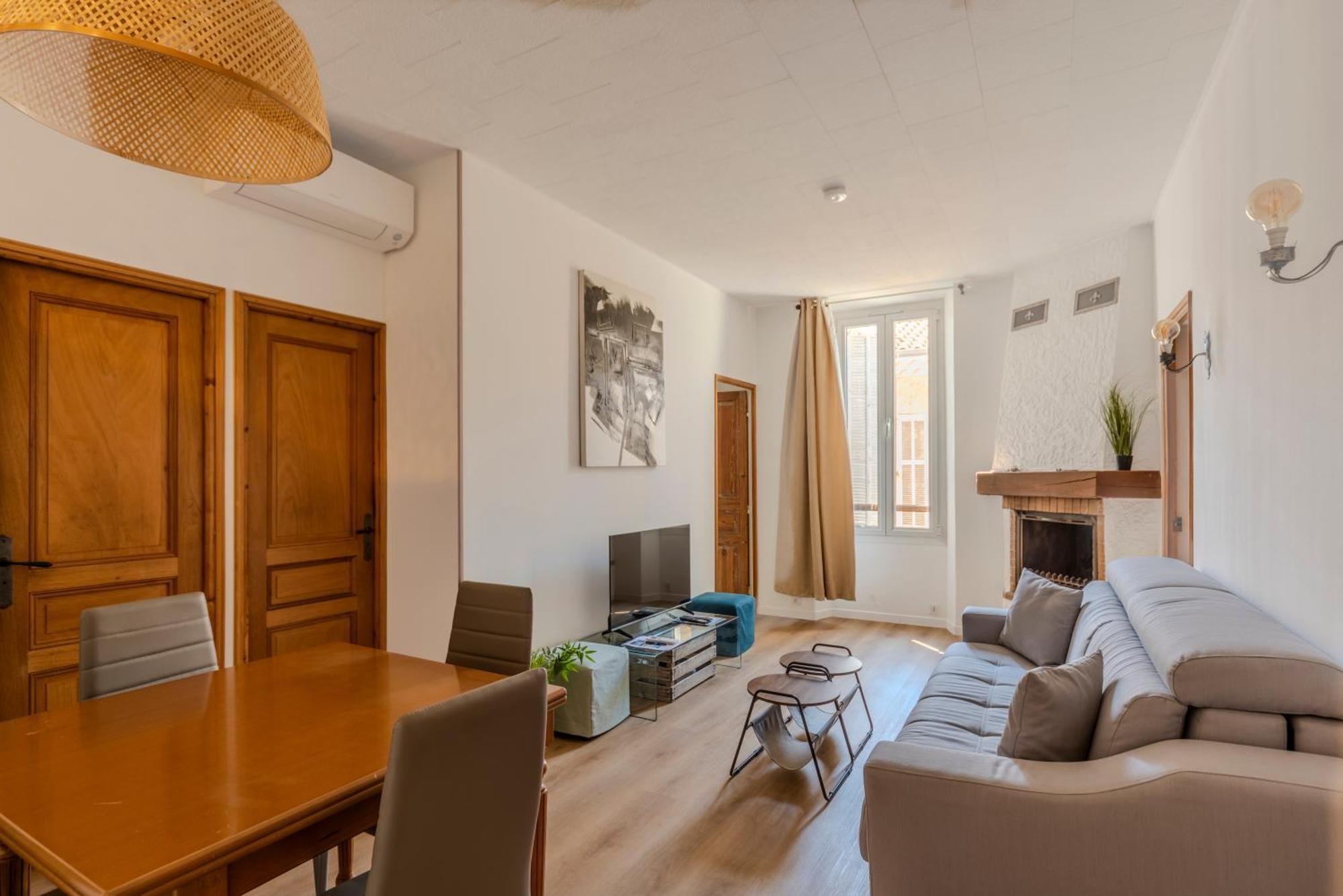 Frgk - 3 Bedrooms Historic Center Apartment *