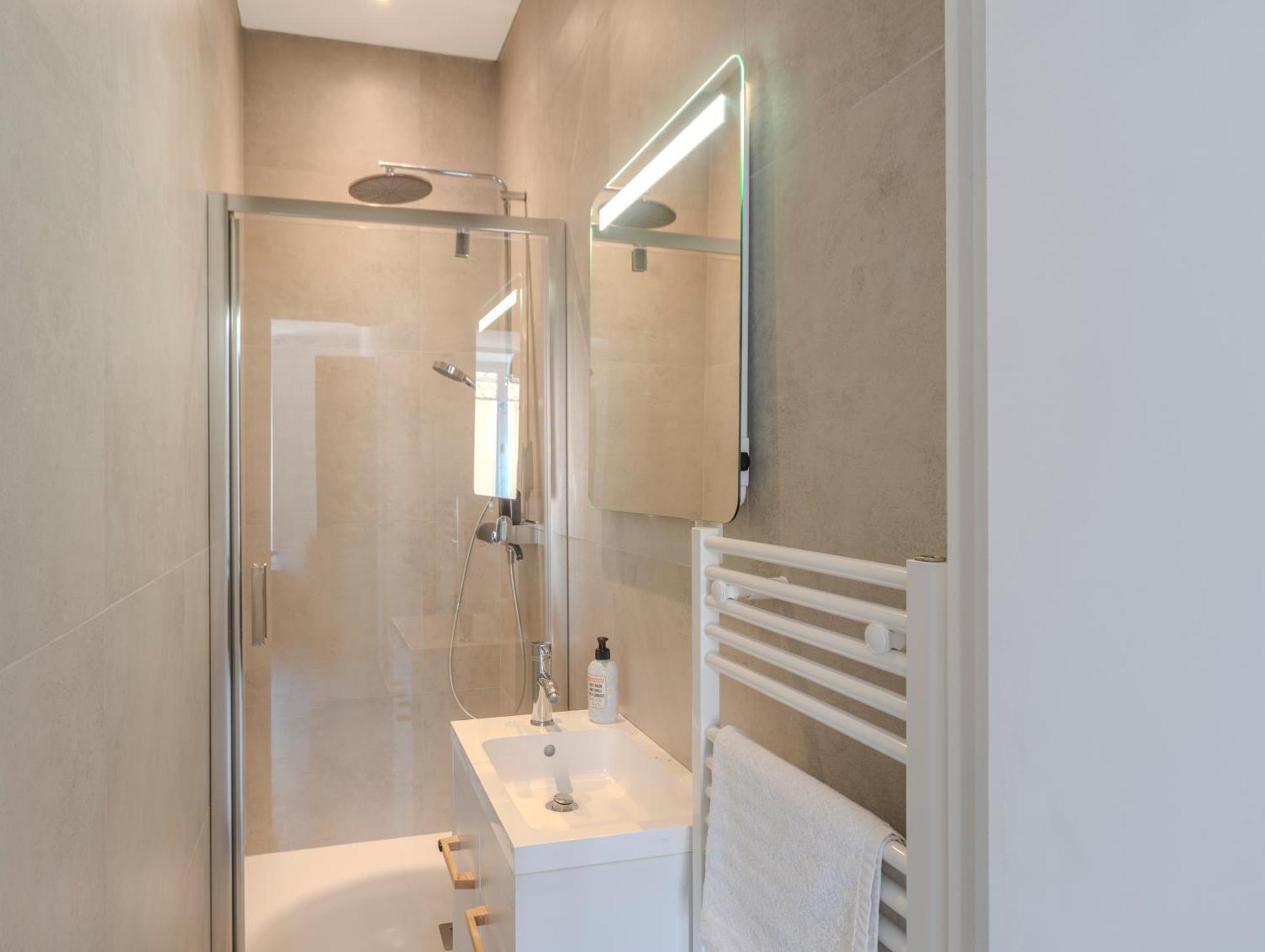 Frgk - 3 Bedrooms Historic Center Appartement *